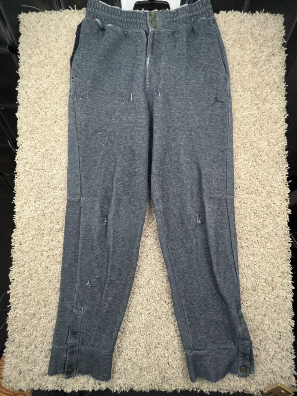 Nike Air Jordan Distressed Sweatpants Gray Size Small w Pockets Zipper Snap